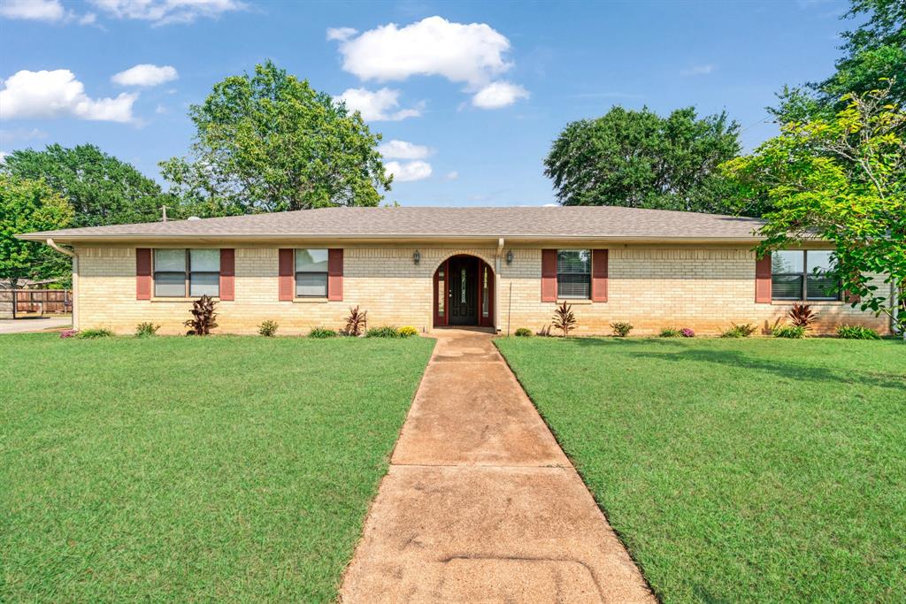 Looking for a home in a quiet neighborhood, close to everything and move-in ready? Look no further!! This 3 bedroom 2 bath house sitting on a corner lot is ready for new owners. Seller has updated to quartz countertops, new sinks and has installed all new stainless steel appliances! All new paint throughout the house. The roof is 3 years old, there is a new AC and heater. The over sized garage has has plenty of storage and a large utility room. The back yard has 2 entrances with a double gate with enough space to pack in a trailer, boat and-or RV. This home would be a great first home or even a great rental property!