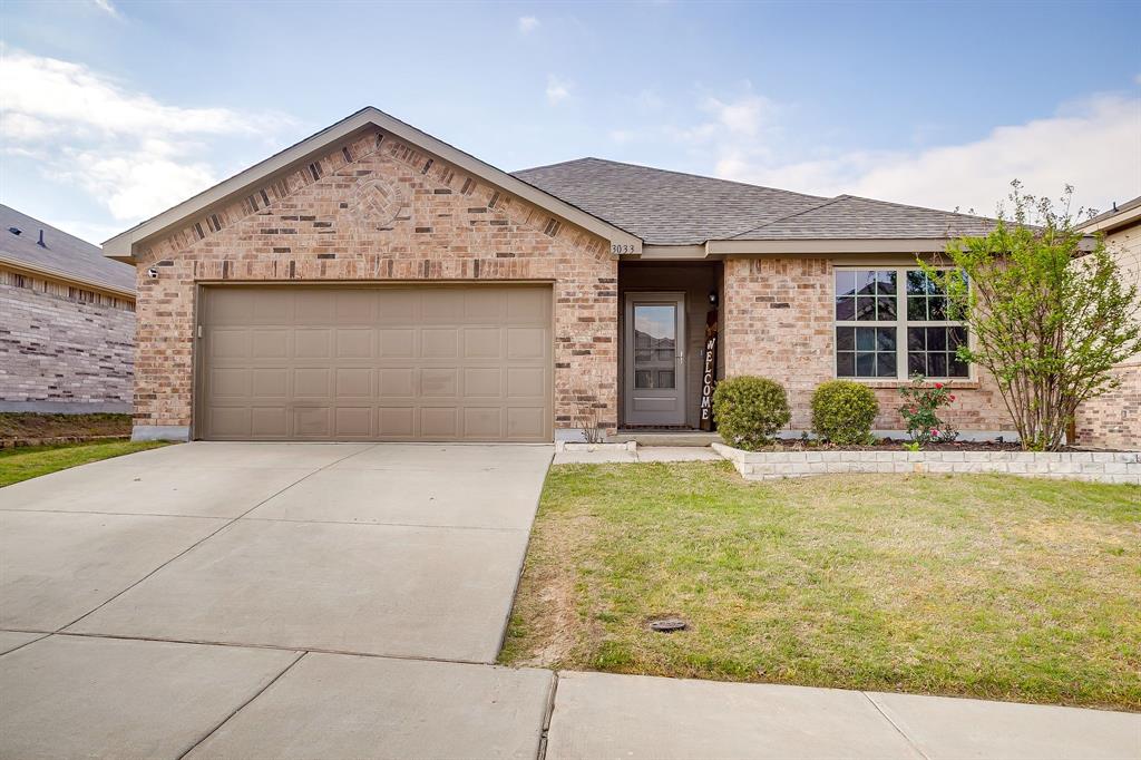 Charming and thoughtfully designed, this darling 3 bedroom, 2 bath home offers the perfect blend of comfort, style, and functionality with an open concept layout ideal for both everyday living and entertaining. The spacious kitchen serves as the heart of the home, featuring an oversized island with ample prep and seating space, all overlooking the dining area for easy connection and flow. Just beyond, a sliding glass back door invites in natural light and provides seamless access to the backyard, creating a bright and airy feel throughout the main living spaces. The split-bedroom floor plan offers added privacy, with a comfortable primary suite tucked away from the secondary bedrooms, making it a true retreat at the end of the day. The additional bedrooms are well-sized and versatile, perfect for guests, a home office, or growing households. Ideally located with convenient access to major highways, this home makes commuting around Fort Worth a breeze while still offering a cozy neighborhood feel. Whether you’re a first-time buyer, looking to downsize, or searching for a solid investment opportunity, this one checks all the boxes with its inviting layout and move-in ready appeal.