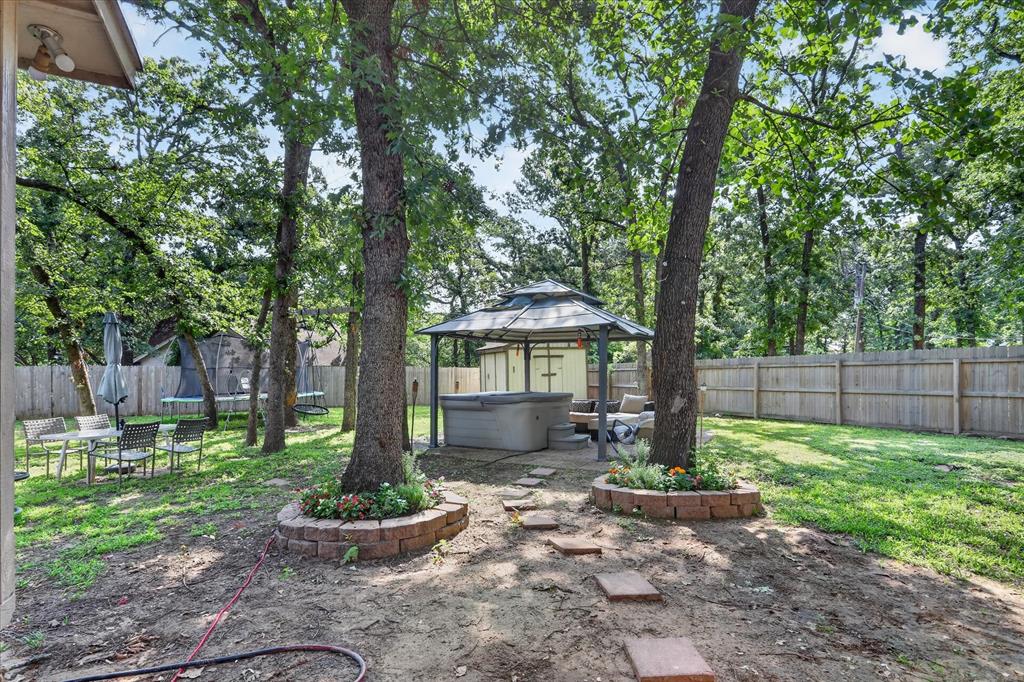 Lake Crest Park - Residential
