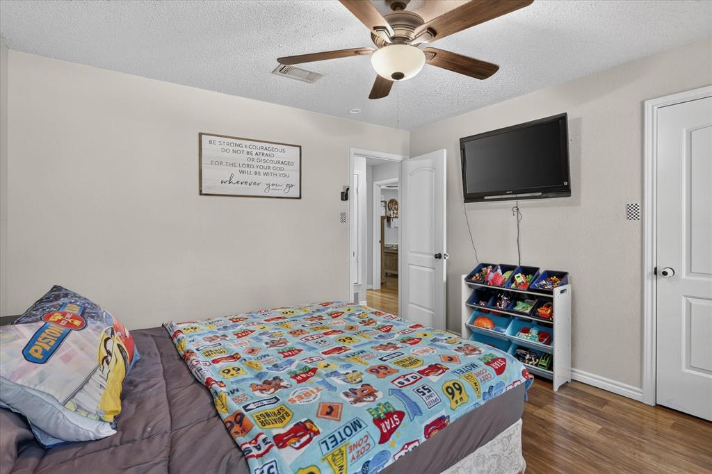 Lake Crest Park - Residential
