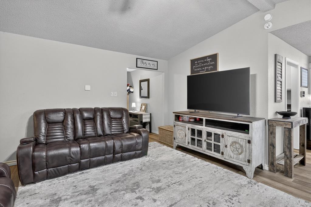 Lake Crest Park - Residential