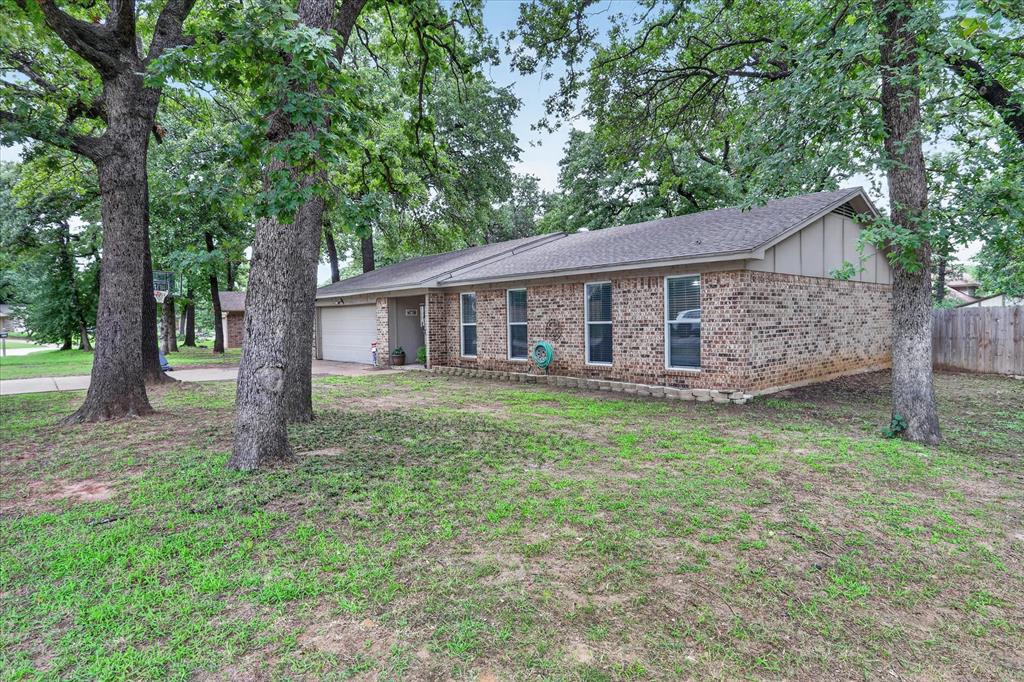 Lake Crest Park - Residential