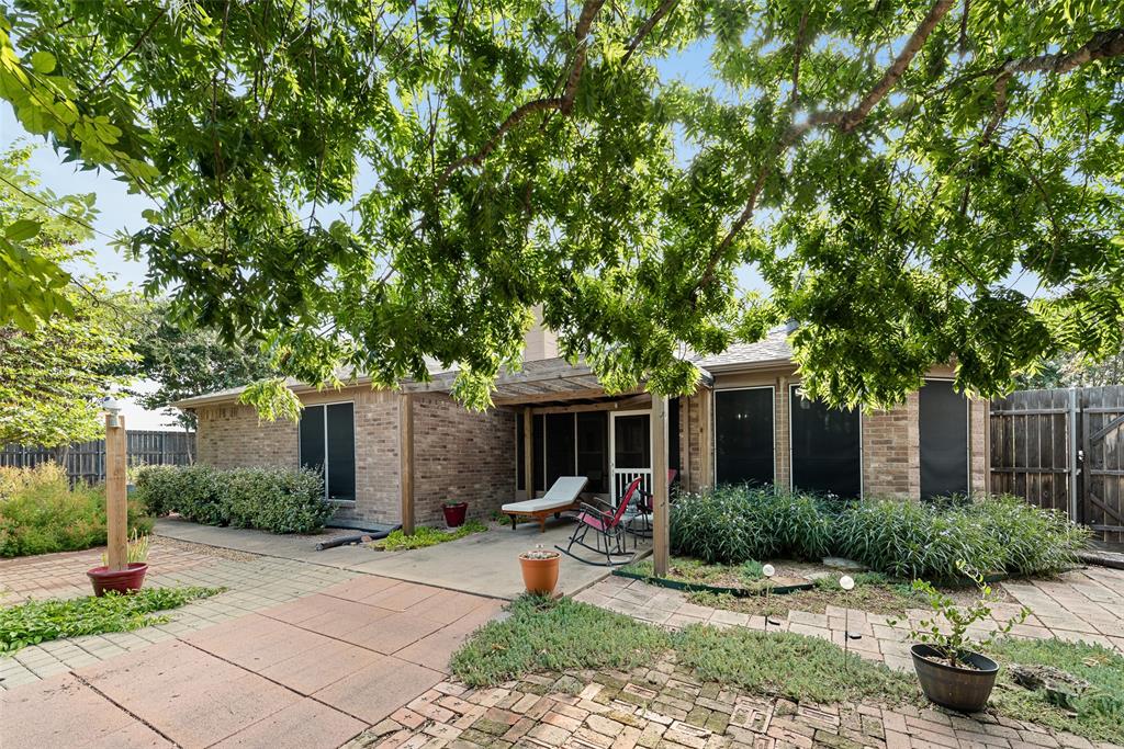 Highland Village Estates - Residential
