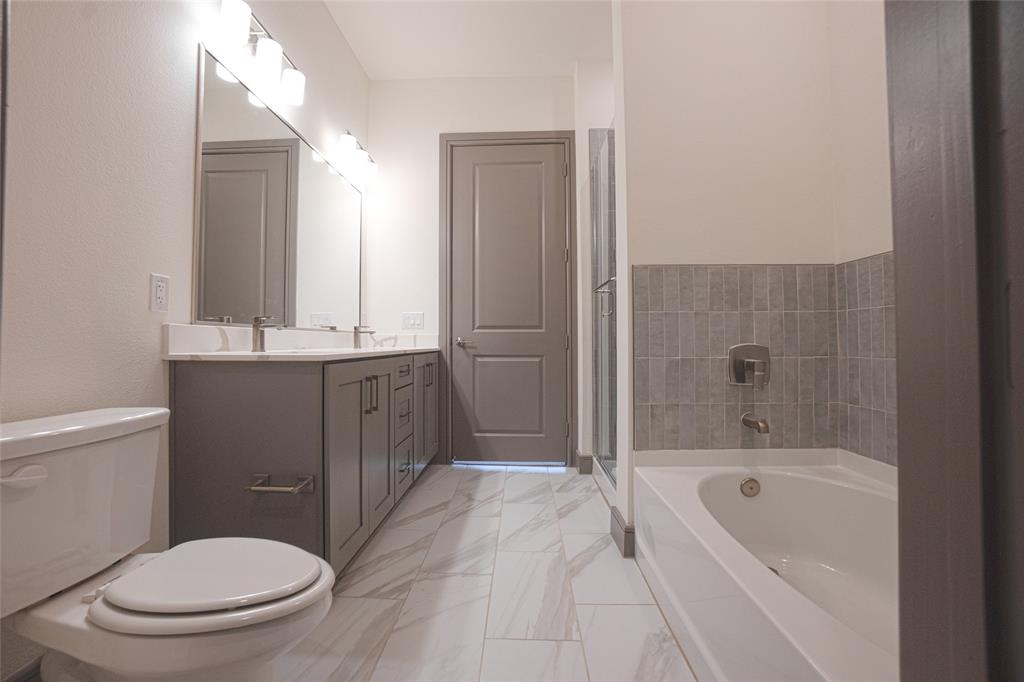 View Residential Condo - Residential Lease