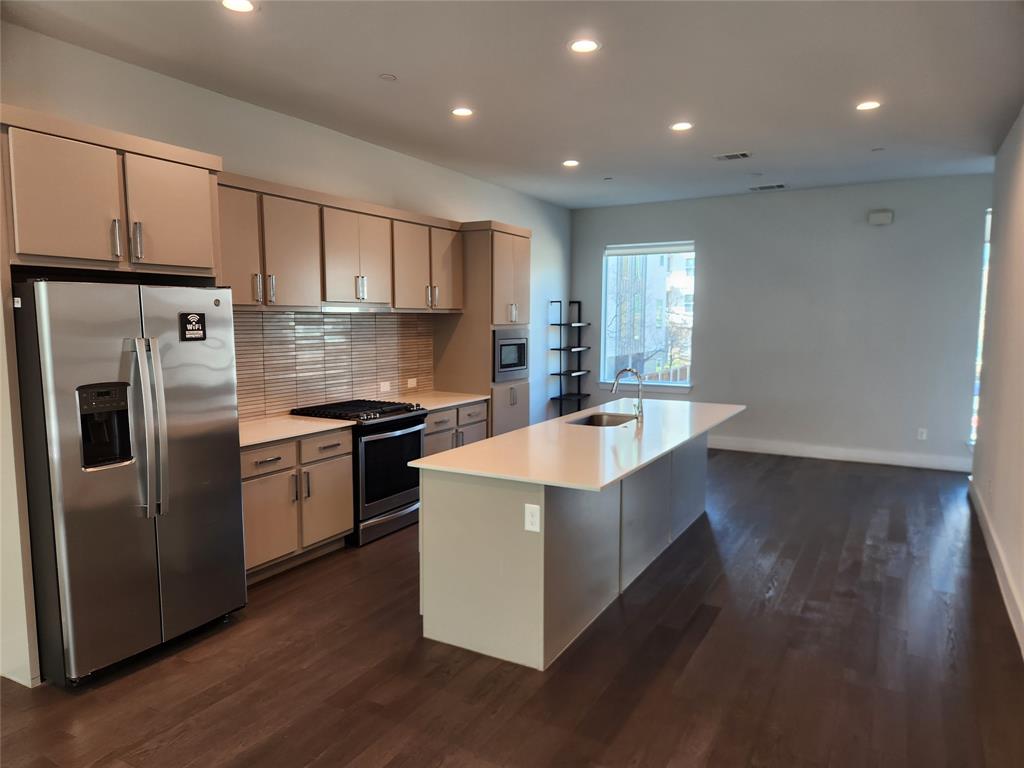 Skyline Ters - Residential
