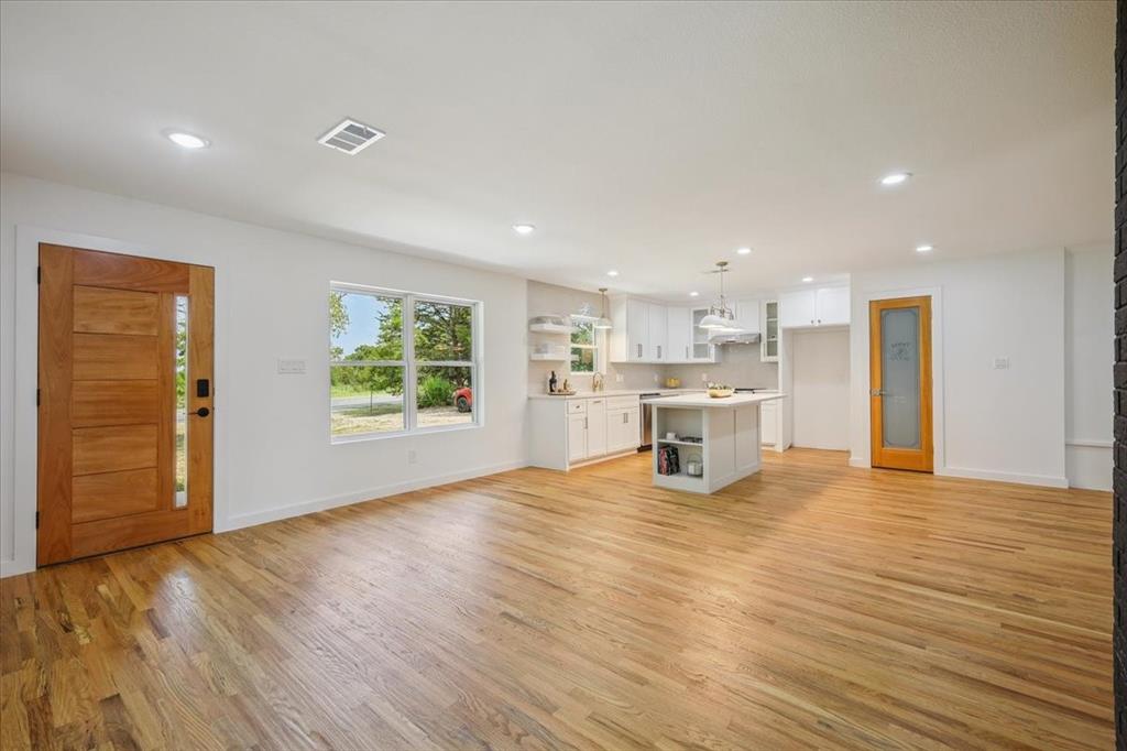 (BORSE) BONHAM RURAL SOUTHEAST - Residential