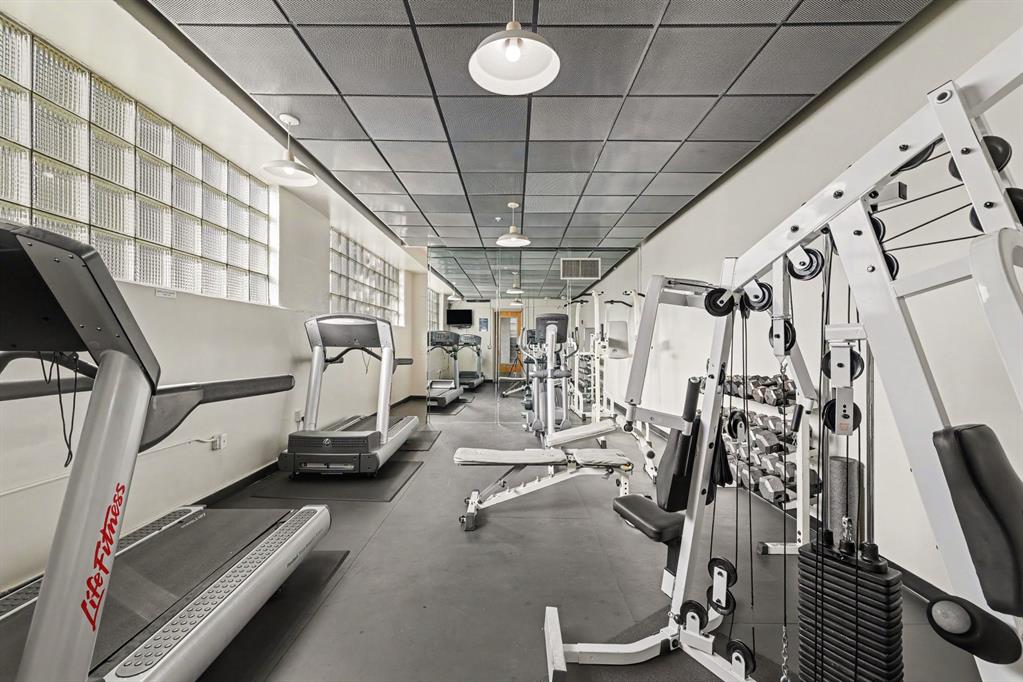Live Oak Lofts Condo - Residential
