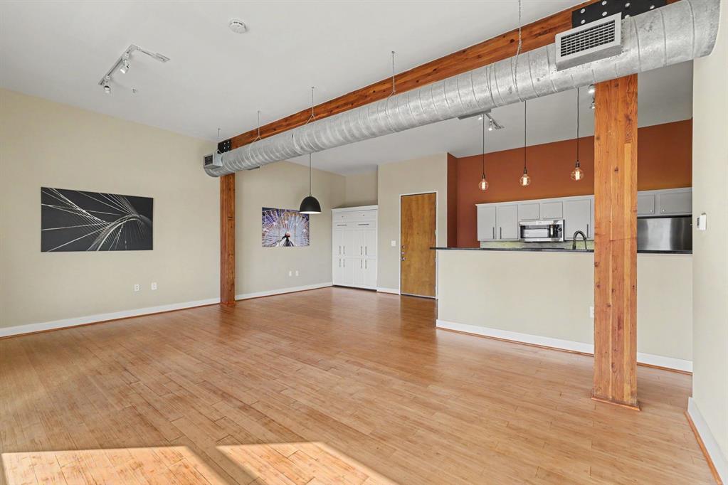 Live Oak Lofts Condo - Residential