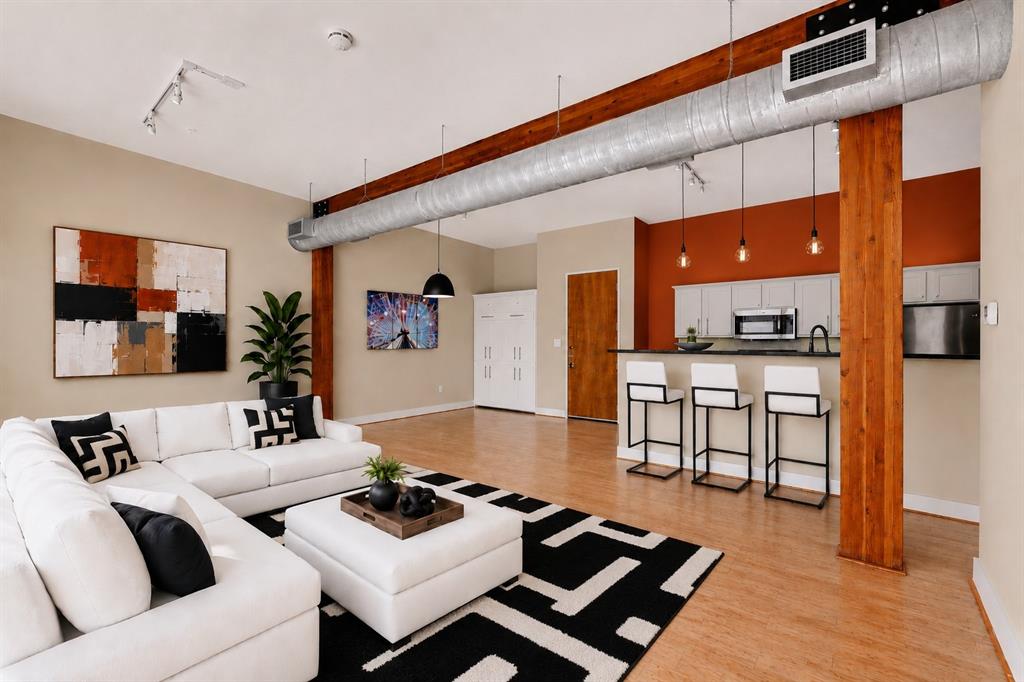 Live Oak Lofts Condo - Residential