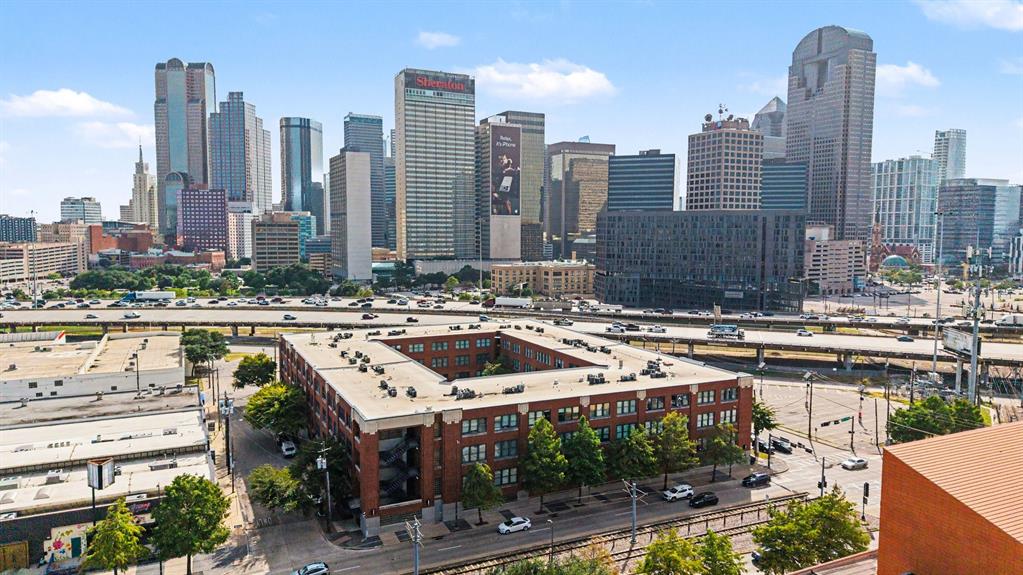 Live Oak Lofts Condo - Residential