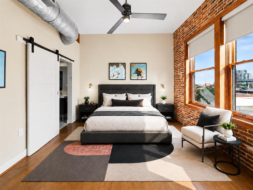 Live Oak Lofts Condo - Residential