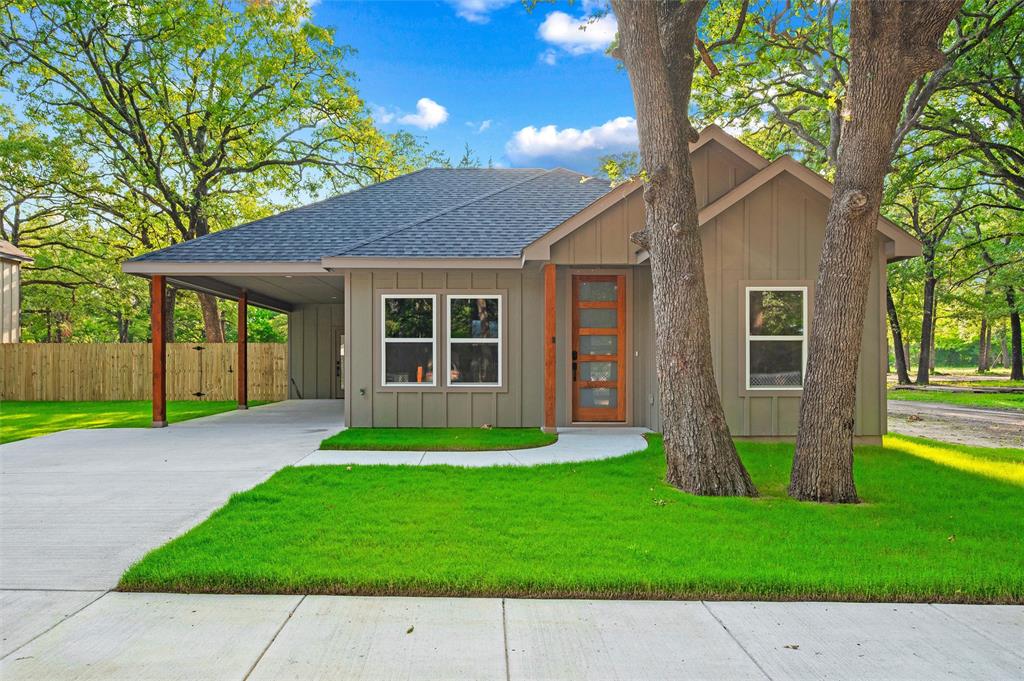 Step into this beautifully crafted new construction home offering the perfect blend of modern style and everyday comfort. Featuring 3 spacious bedrooms and 2 full bathrooms, this thoughtfully designed 1,250 sq ft home maximizes both space and functionality.
The open-concept layout creates a seamless flow between the living, dining, and kitchen areas—ideal for entertaining or relaxing at home. The kitchen shines with sleek granite countertops, ample cabinetry, and modern finishes that make cooking a true pleasure.
The private primary suite offers a comfortable retreat with its own full bathroom, while the additional bedrooms provide flexibility for family, guests, or a home office. Every detail in this home has been carefully considered, from the quality craftsmanship to the contemporary design touches throughout.
Perfect for first-time buyers, downsizers, or anyone looking for a low-maintenance, move-in-ready home—this property delivers style, efficiency, and value in one beautiful package.