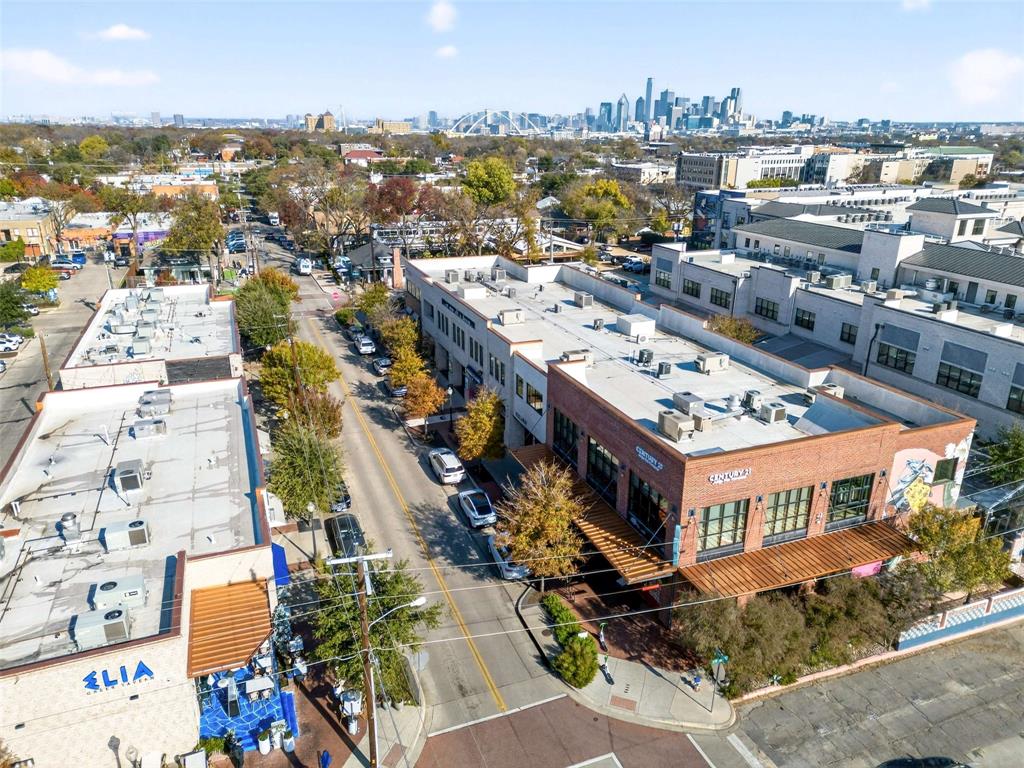 16-unit condominium portfolio, one block from Bishop Arts. 15 of 16 units leased on 12–24 month terms with zero month-to-month exposure. $244,800 gross scheduled income at full stabilization. 6.9% cap rate at asking price of $2,750,000.
Individually metered utilities. Tankless water heaters throughout. Full renovation complete with no deferred maintenance, and no capital requirements at closing. 
OM available upon request.