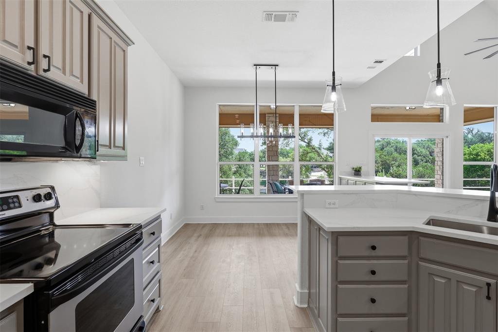 Grande Cove Estates - Residential