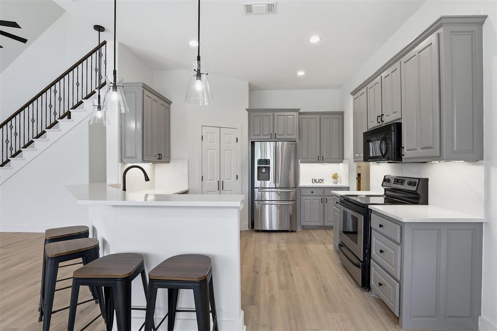 Grande Cove Estates - Residential
