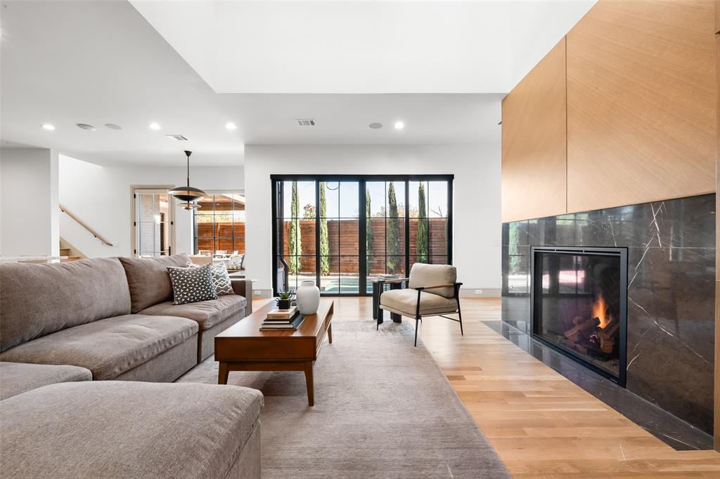 Lakeshore Hills Rev - Residential