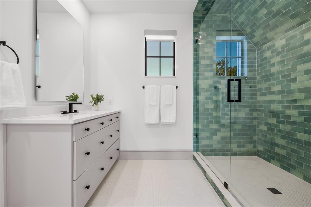 Lakeshore Hills Rev - Residential
