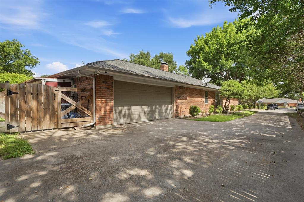 Country Day Estates - Residential