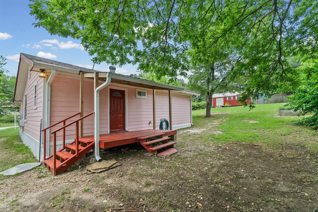HALES LAKE TAWAKONI RETREAT - Residential