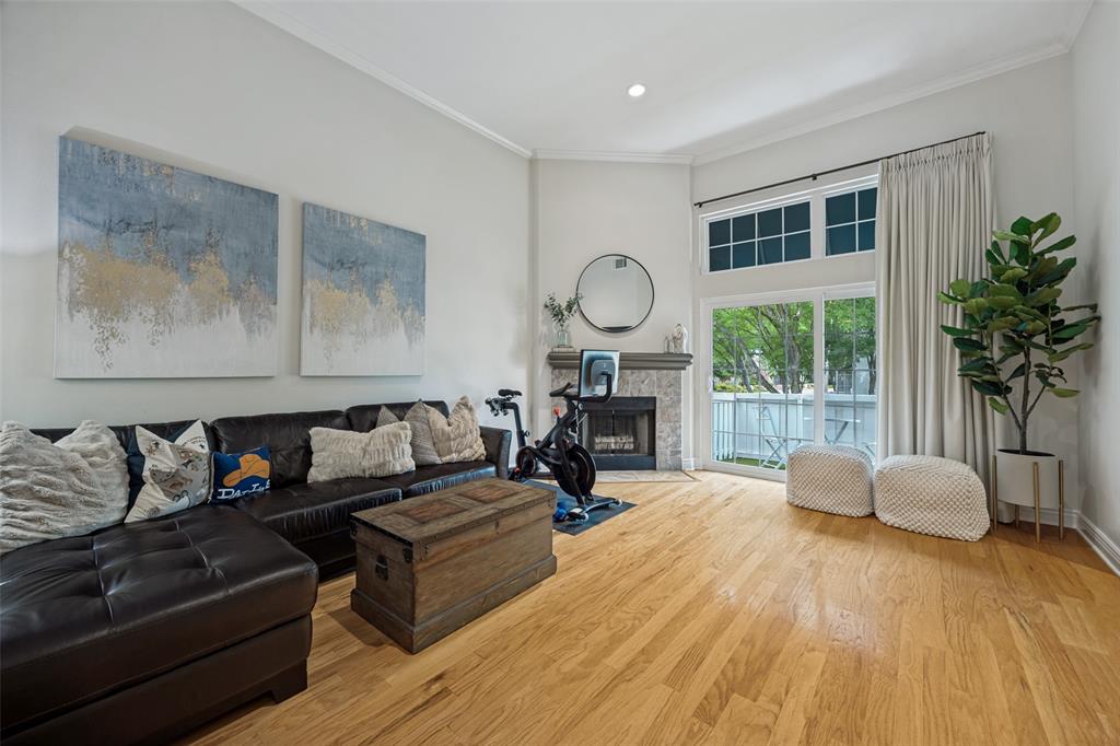 Lindenshire Condos - Residential