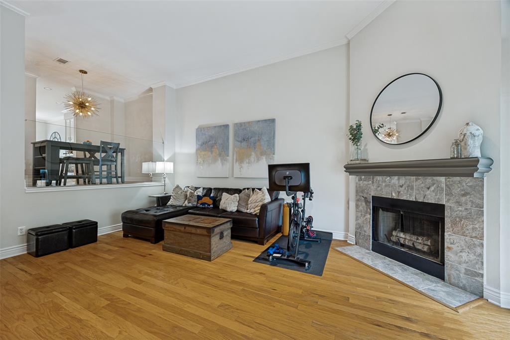 Lindenshire Condos - Residential