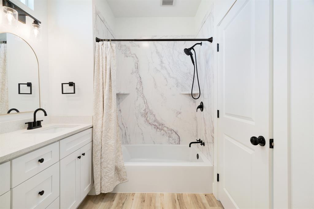 Saxum Rock Estates - Residential