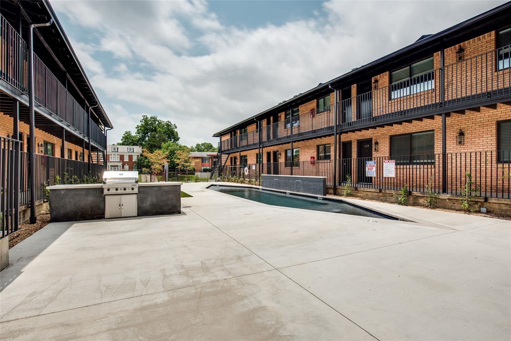 Munger Place - Residential Income