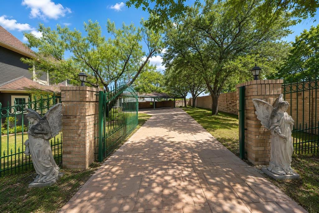 Lake Country Estates Add - Residential