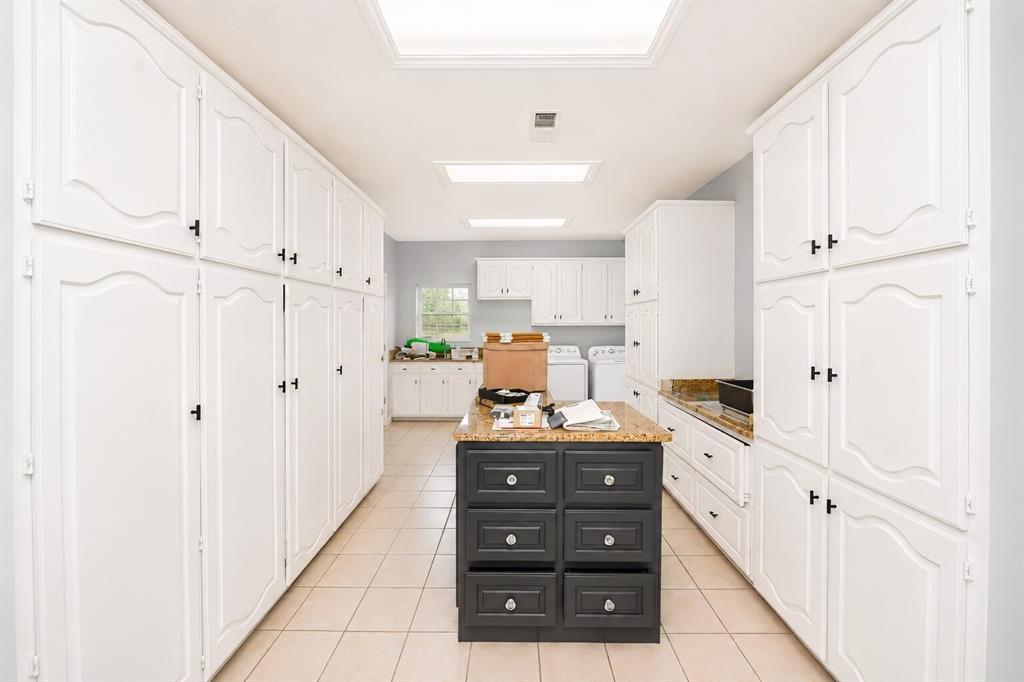 Lake Country Estates Add - Residential
