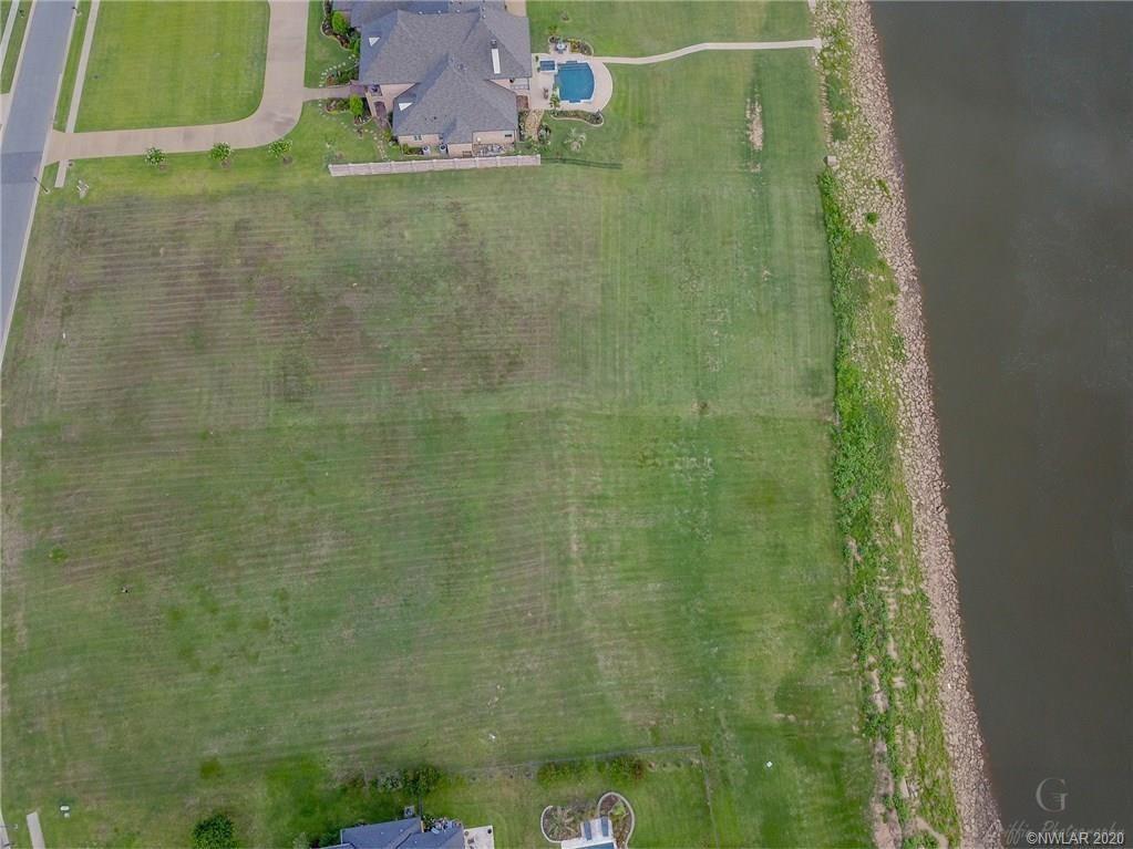 RIVER BLUFF - Land