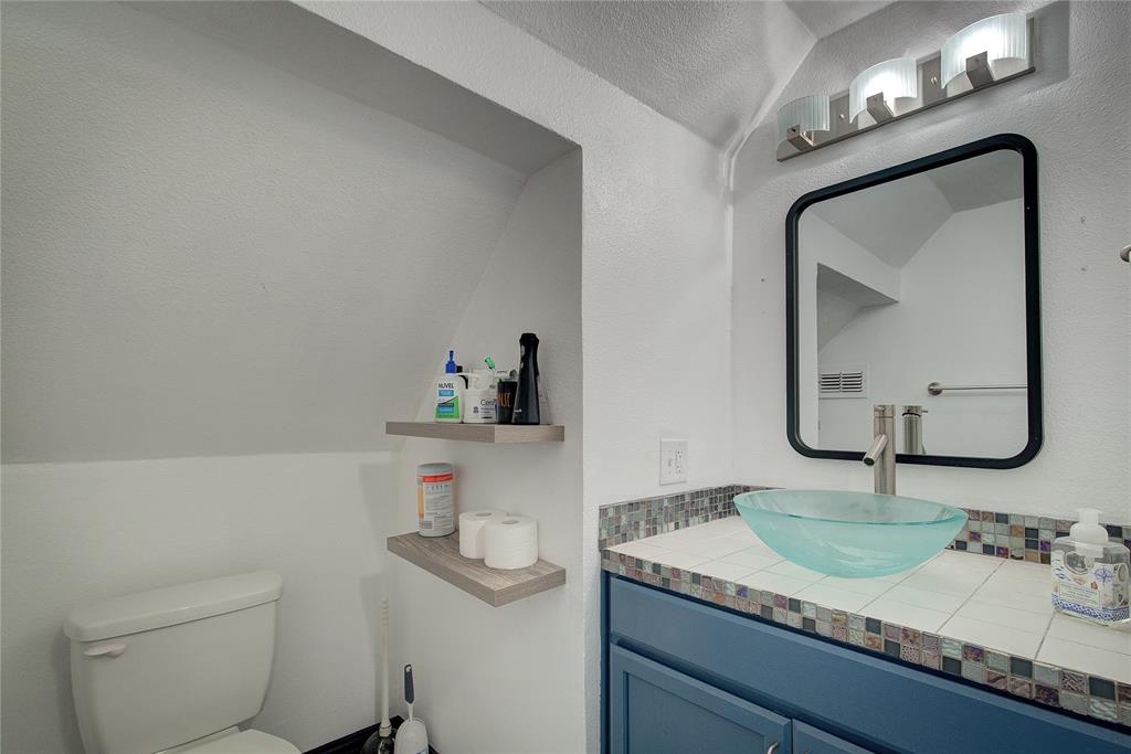 SUR: MITCHEL ELIZABETH - Residential