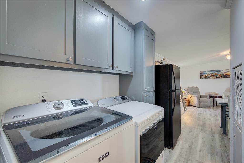 SUR: MITCHEL ELIZABETH - Residential