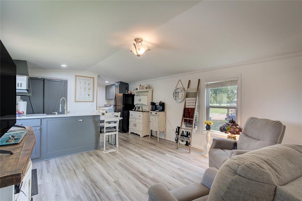 SUR: MITCHEL ELIZABETH - Residential