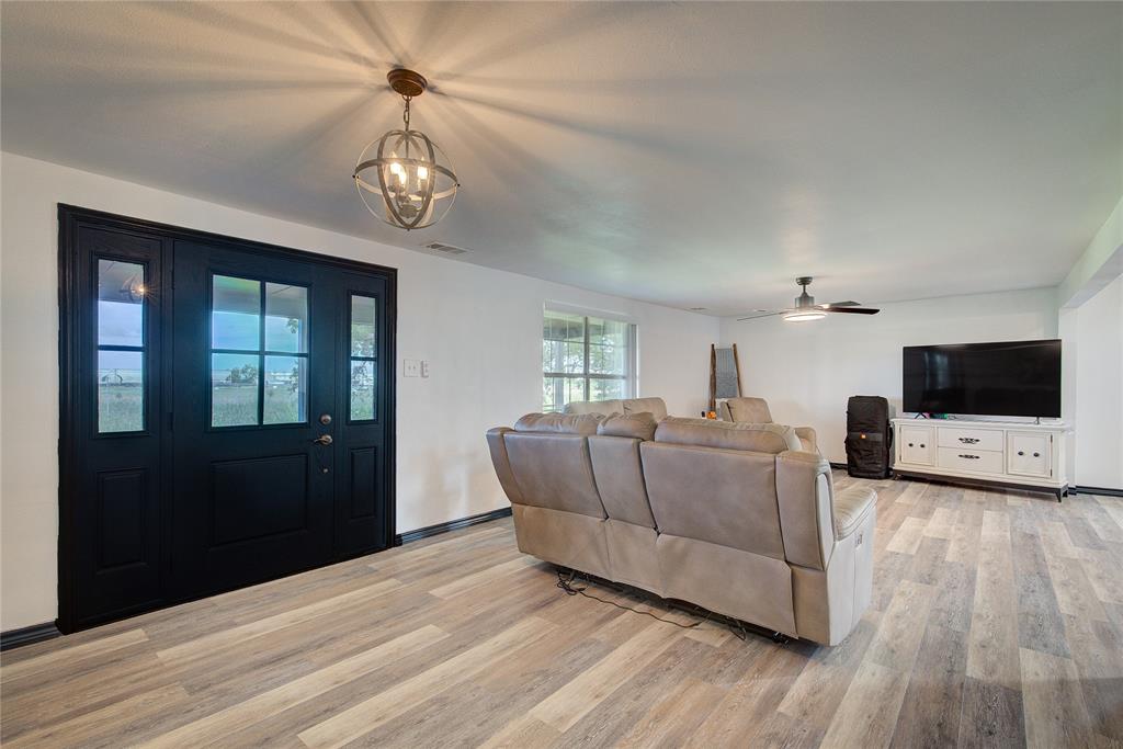 SUR: MITCHEL ELIZABETH - Residential