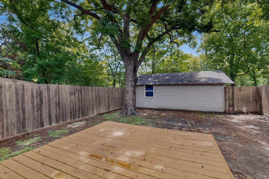 Town - Waxahachie - Residential