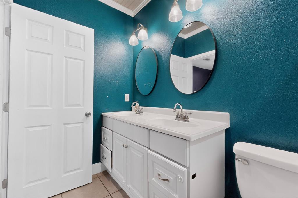 Town - Waxahachie - Residential