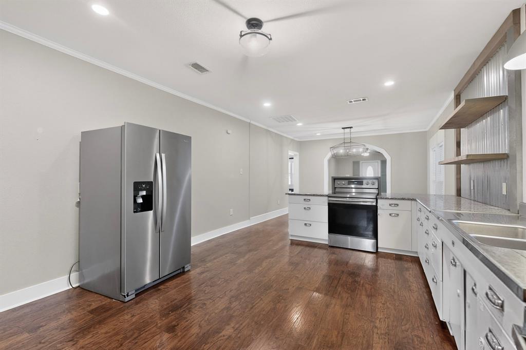 Town - Waxahachie - Residential