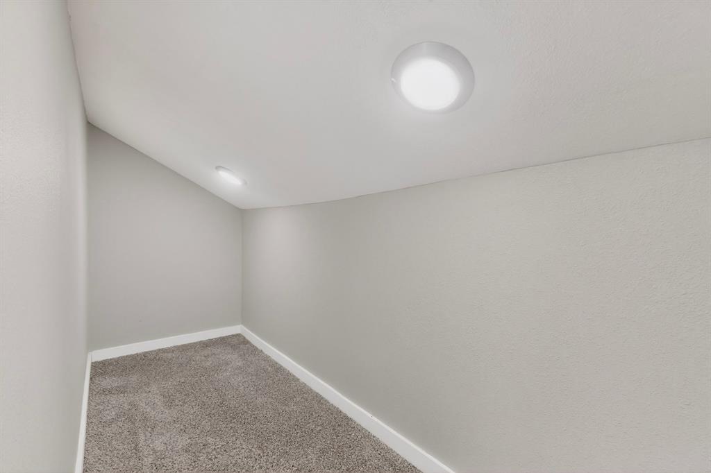Town - Waxahachie - Residential
