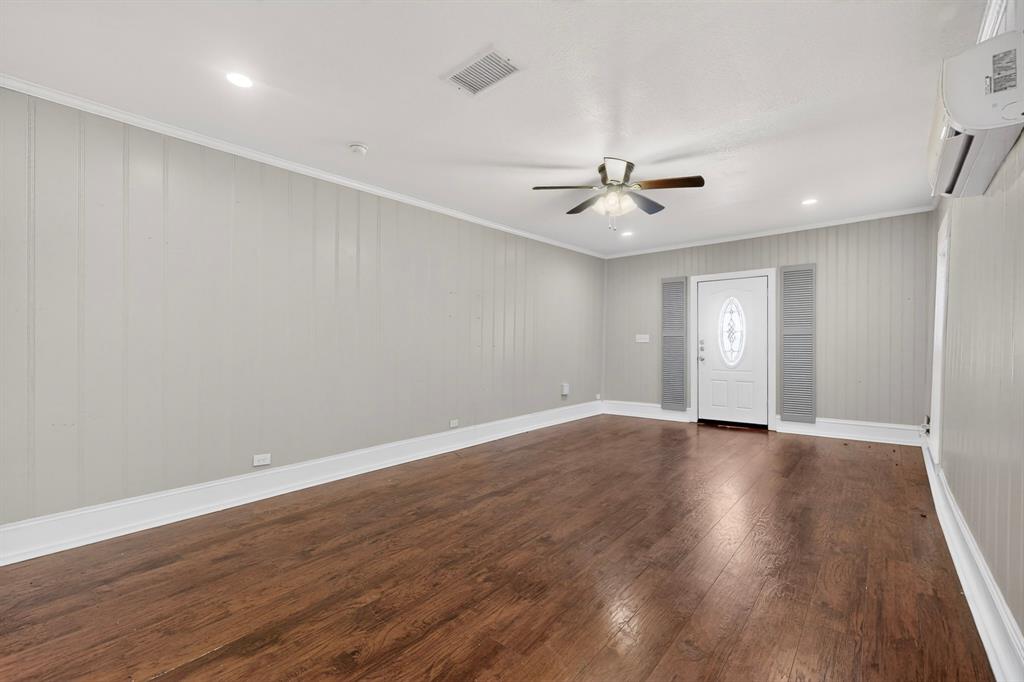 Town - Waxahachie - Residential