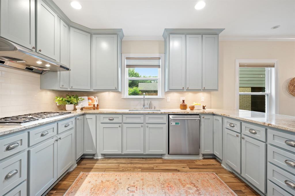 Kessler Square - Residential