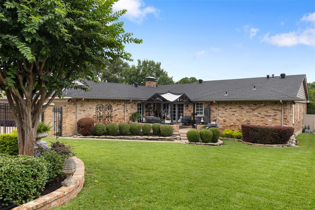 Casa Linda Forest - Residential