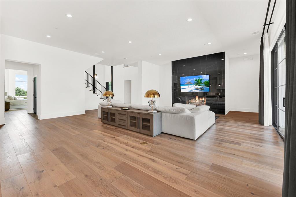 Stony Brook - Residential
