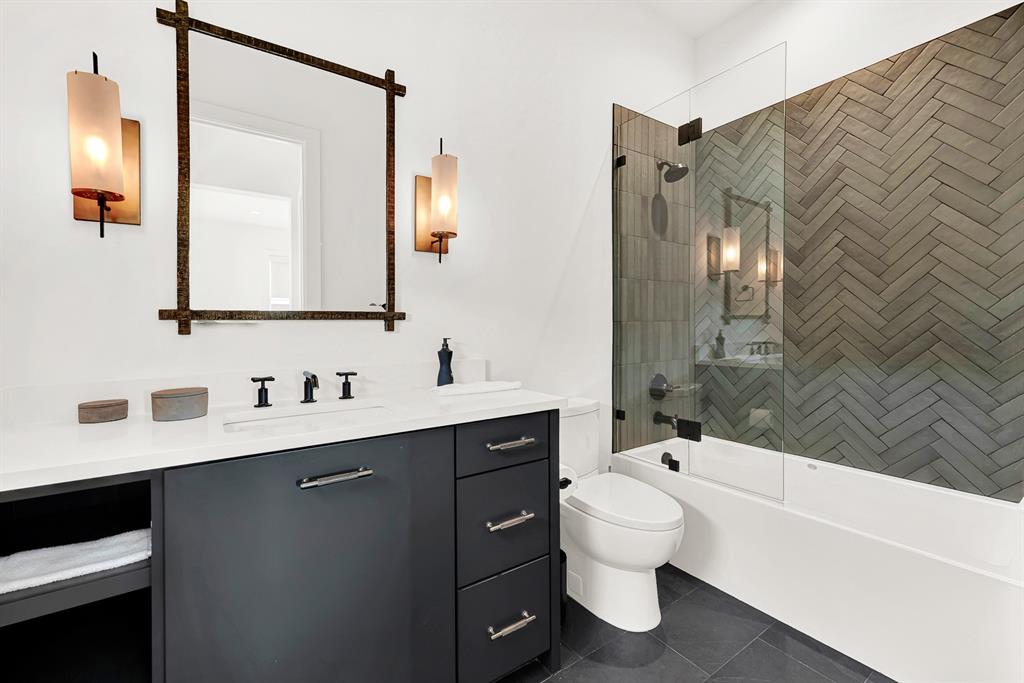 Stony Brook - Residential