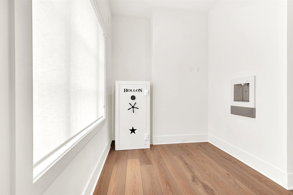 Stony Brook - Residential