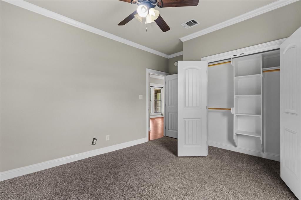 Woolworth Oaks - Residential