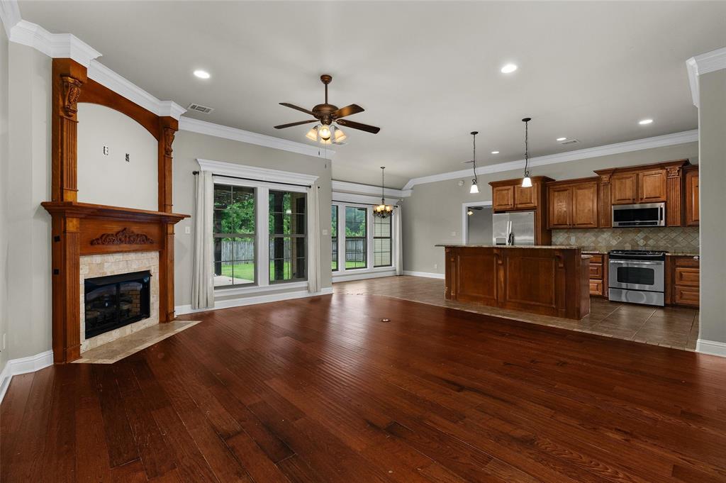 Woolworth Oaks - Residential