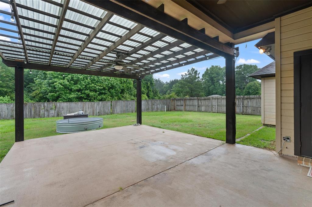 Woolworth Oaks - Residential
