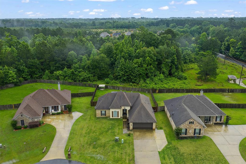 Woolworth Oaks - Residential