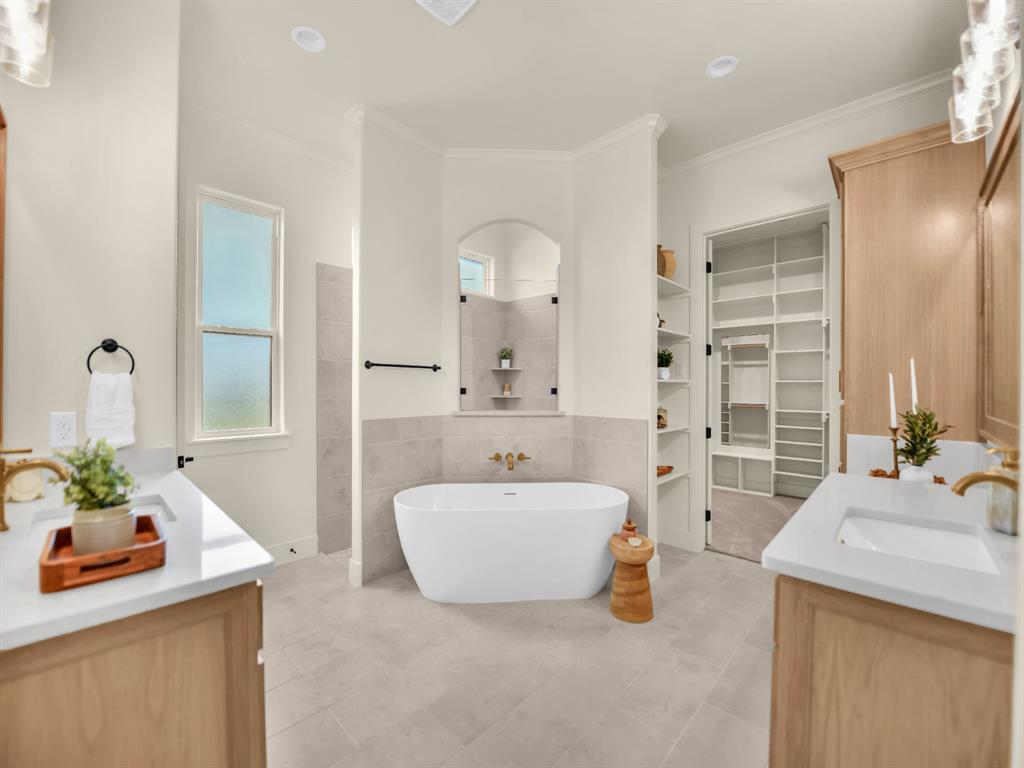 Overton Oaks - Residential