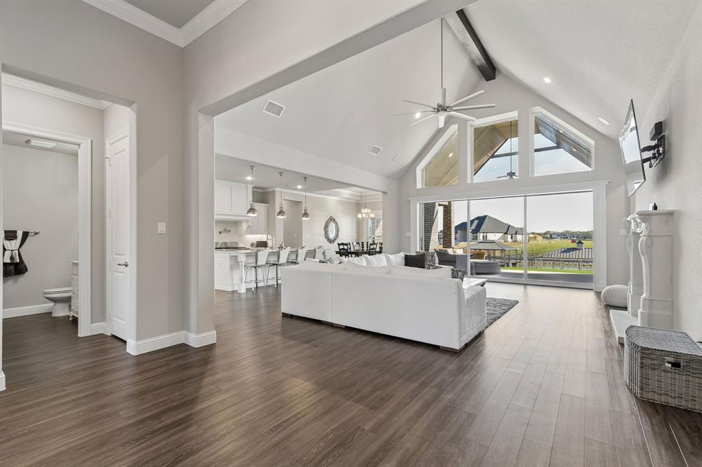 Resort On Eagle Mountain Lake - Residential